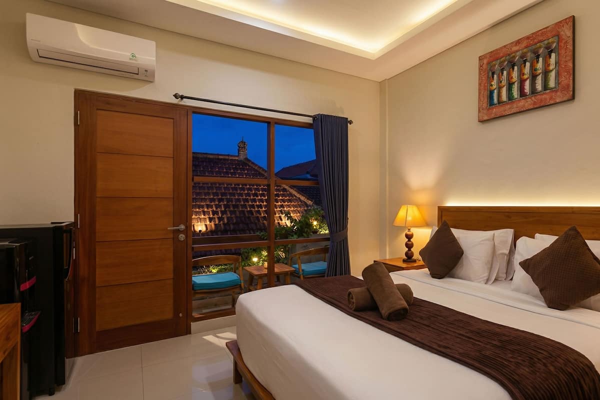 Superior Double Room | Premium bedding, minibar, in-room safe, desk