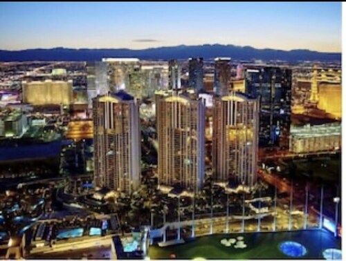Strip view High Rise Penthouse 