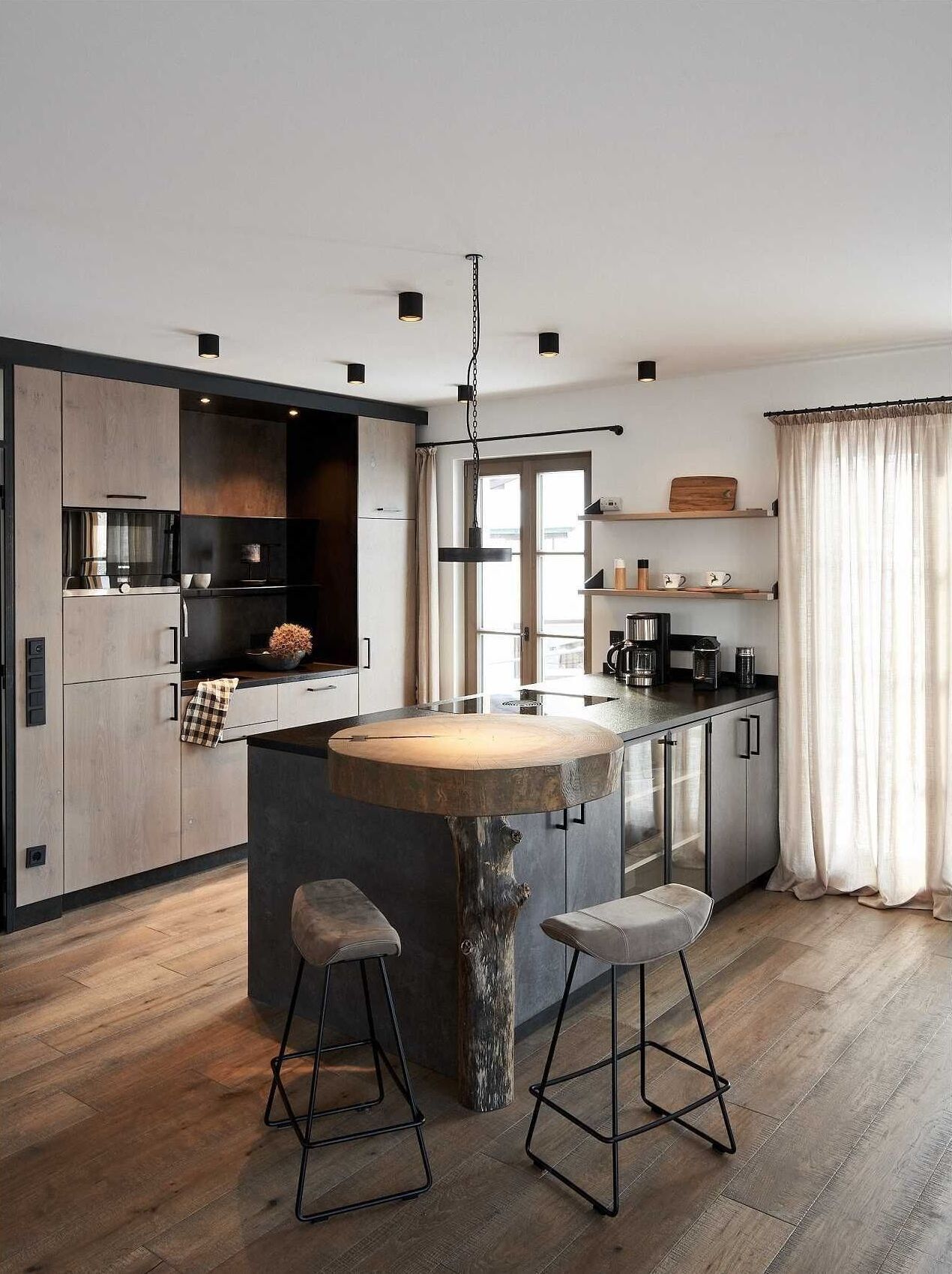 Réfrigérateur, micro-ondes, four, lave-vaisselle