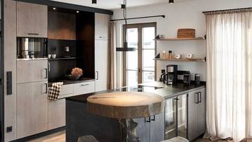 Réfrigérateur, micro-ondes, four, lave-vaisselle