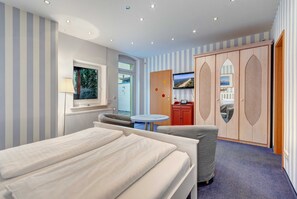 2 chambres, lit parapluie, Wi-Fi, draps fournis