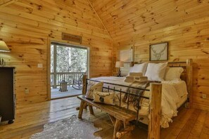 4 chambres, fer et planche à repasser, accès au Wi-Fi (inclus)