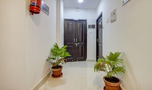 Lobby - Treebo Trip Lazy Holidays (Arpora)