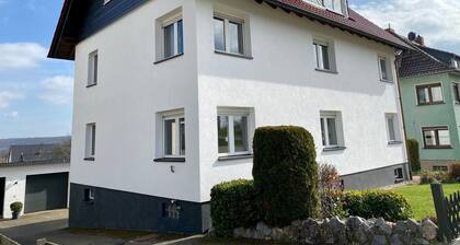 Ferienwohnung Louisa - FeWo Louisa im DG mit Balkon/ 4 Erw. +1 Kind bis 5Jahre