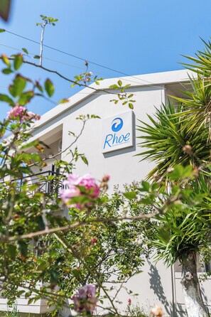 Exterior - Rhoe Seaside Apartments  (Chania)