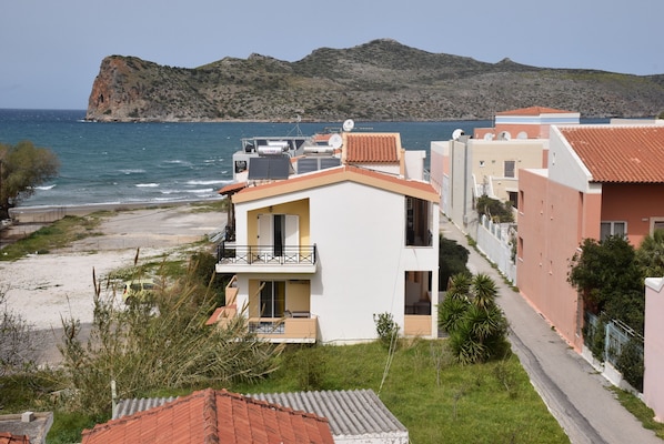 Aerial view - Rhoe Seaside Apartments (Chania)