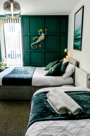 Leilighet – deluxe | 2 soverom, individuelt dekorert og individuelt innredet