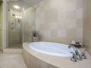 Dusche, Whirlpool