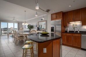 Microwave, dishwasher