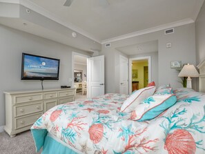 3 bedrooms, iron/ironing board, Internet