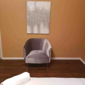 4 室のベッドルーム、WiFi