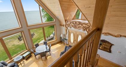 Door County Area Waterfront Estate | Game Room