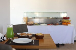 Free daily continental breakfast - BLISS Hotel (Ksamil)