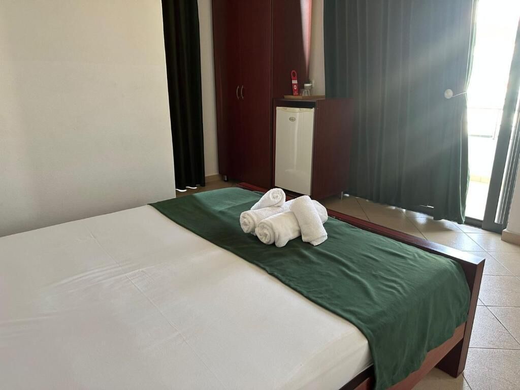 Desk, WiFi (free), bed sheets
