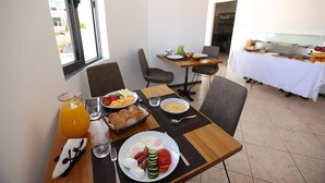 Free daily continental breakfast - BLISS Hotel (Ksamil)