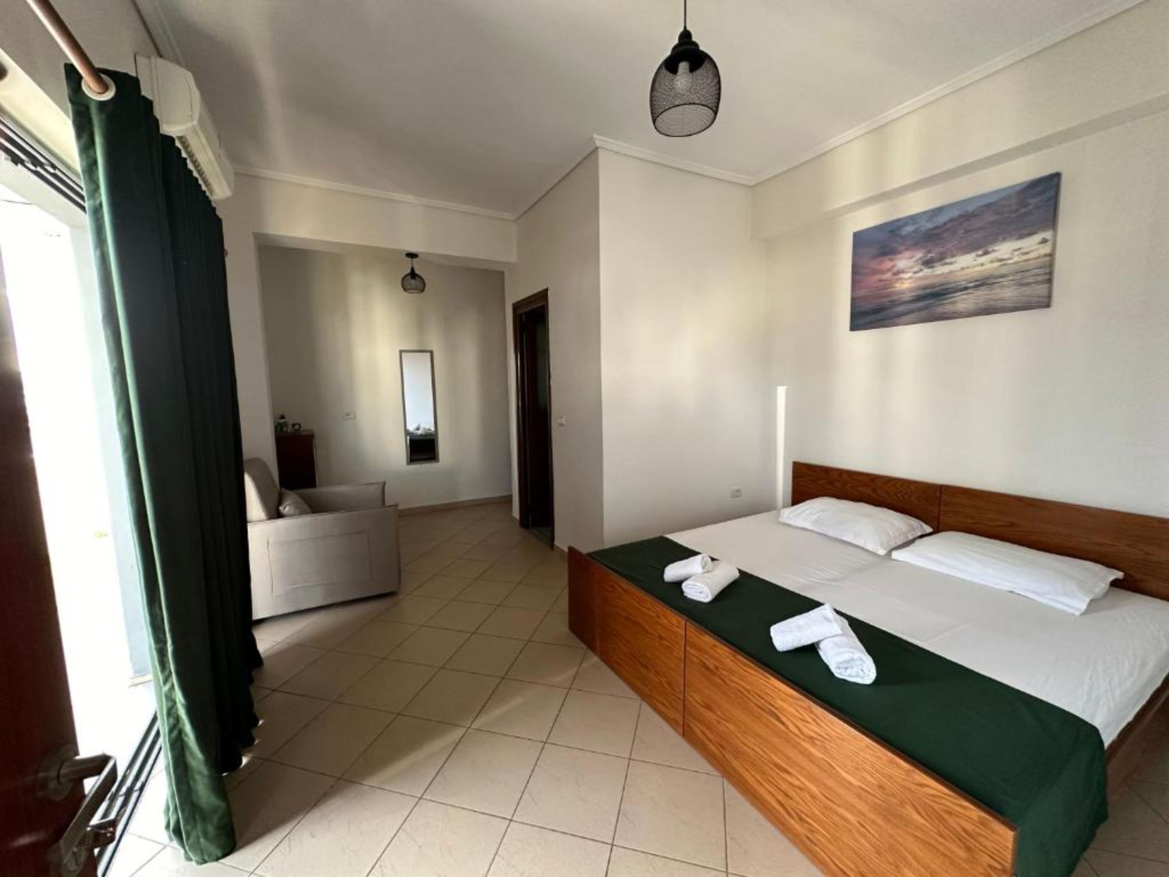 Desk, free WiFi, bed sheets