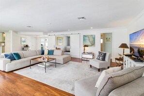 Smart TV, books, offices