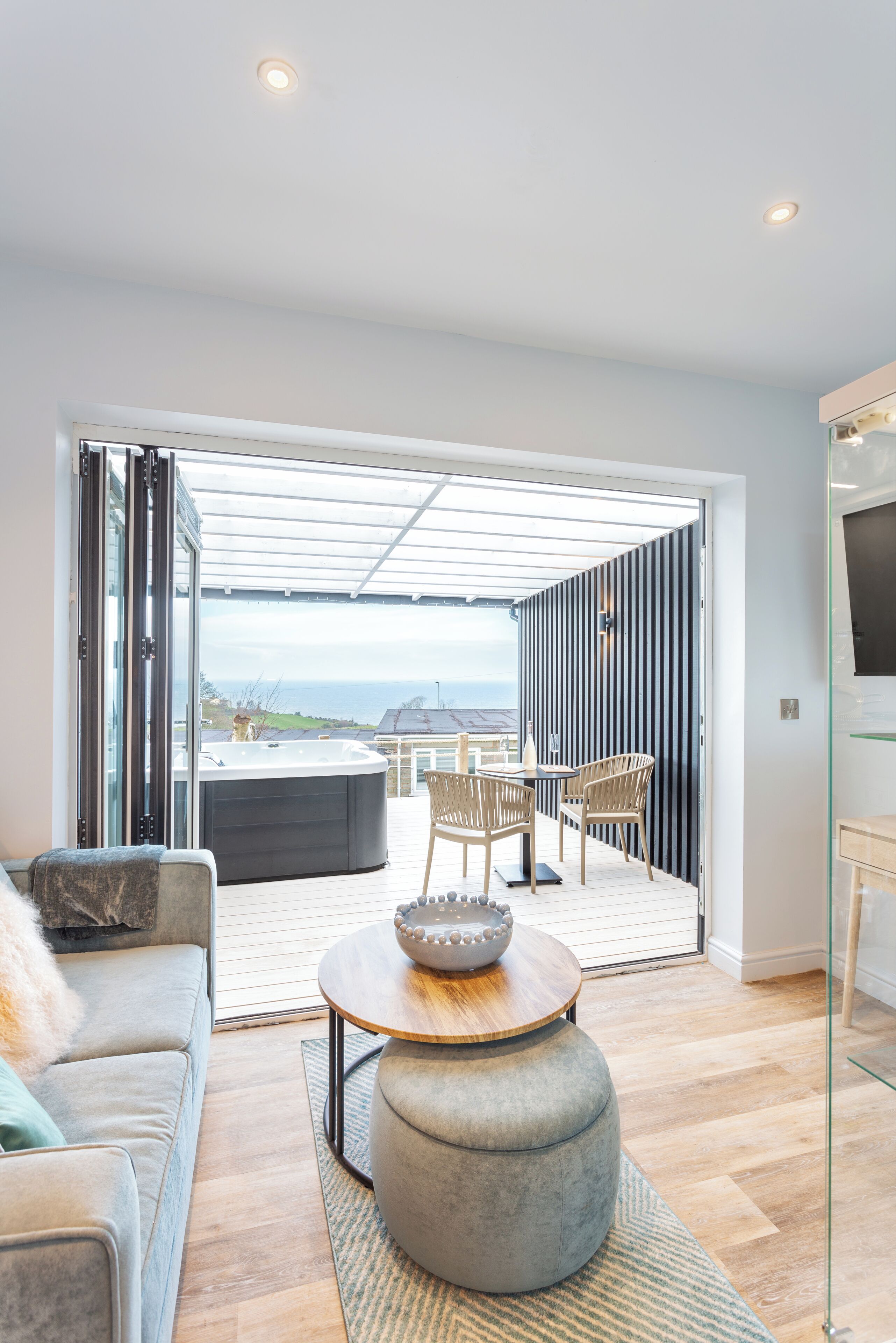 One Bedroom Apartment with Hot Tub | Living area | 40-inch LCD TV with digital channels, TV