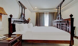 Premium Room | Desk, iron/ironing board, free WiFi, bed sheets - Treebo Premium Travancore Palace Cherthala (Cherthala)