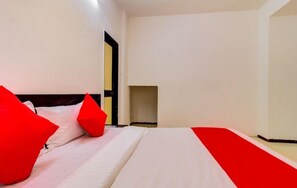 Kamar Double Deluks | Seprai katun Mesir, seprai premium, dan tempat tidur Select Comfort