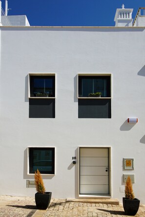 Exterior - Casa Indigo - Design & Location - The perfect Spot-Sea View. (Albufeira)