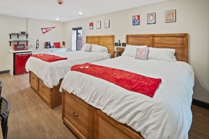 Deluxe Quadruple Room