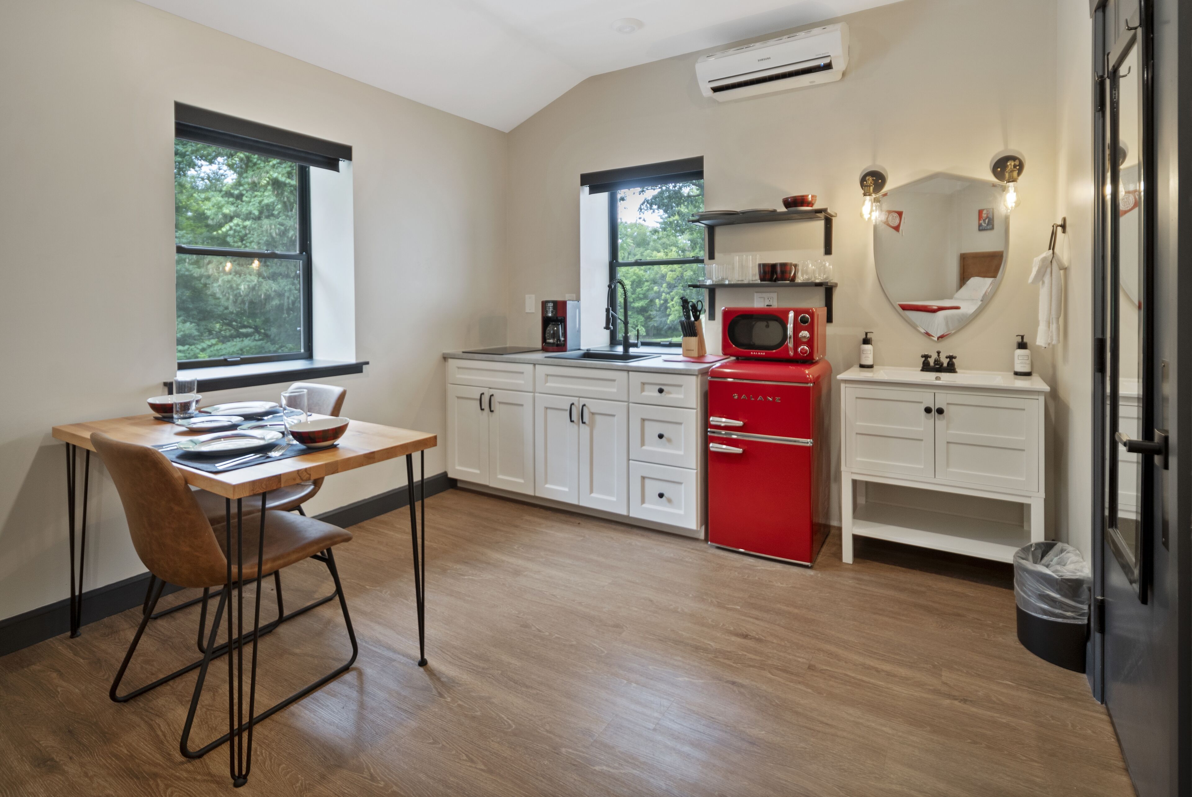 comfort studio | private kitchen