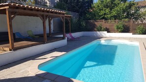 Outdoor pool - MANSION IN TRANSFORMING GITE (pomas)