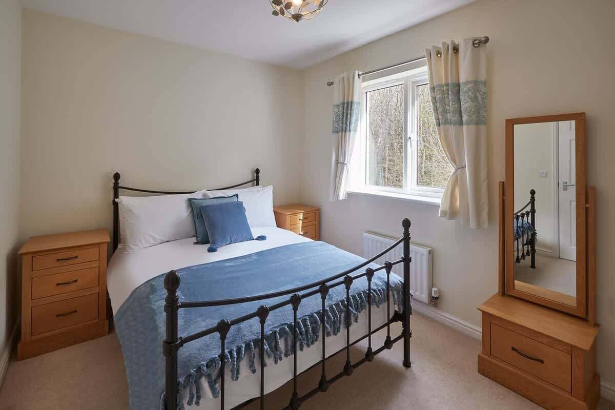 2 bedrooms, free WiFi, bed sheets, wheelchair access