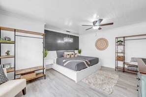2 bedrooms, iron/ironing board, free WiFi, bed sheets