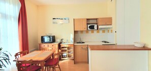 Fridge, microwave, oven, stovetop - Relaxation and Nature in the heart of the Pyrenees (Aulus Les Bains)