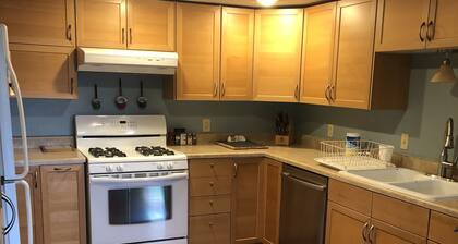 Peaceful and private with quick access to all the Black Hills has to offer!