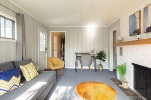 Téléviseur, bureau