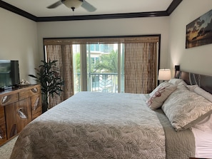 2 bedrooms, iron/ironing board, travel cot, WiFi