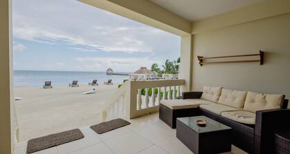 Ocean's Edge 1A, Gorgeous Beachfront Condo, Ground-Level and Steps From Beach!