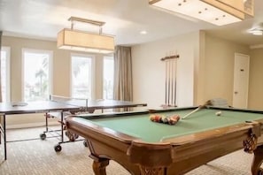 Spielezimmer