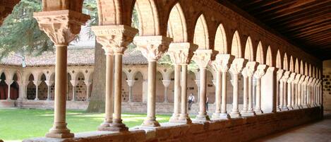 Enceinte de lâhĂ©bergement