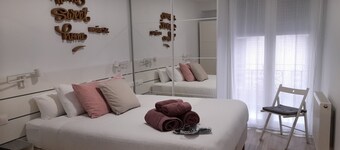 Home Sweet Home Main Street UAT 00986