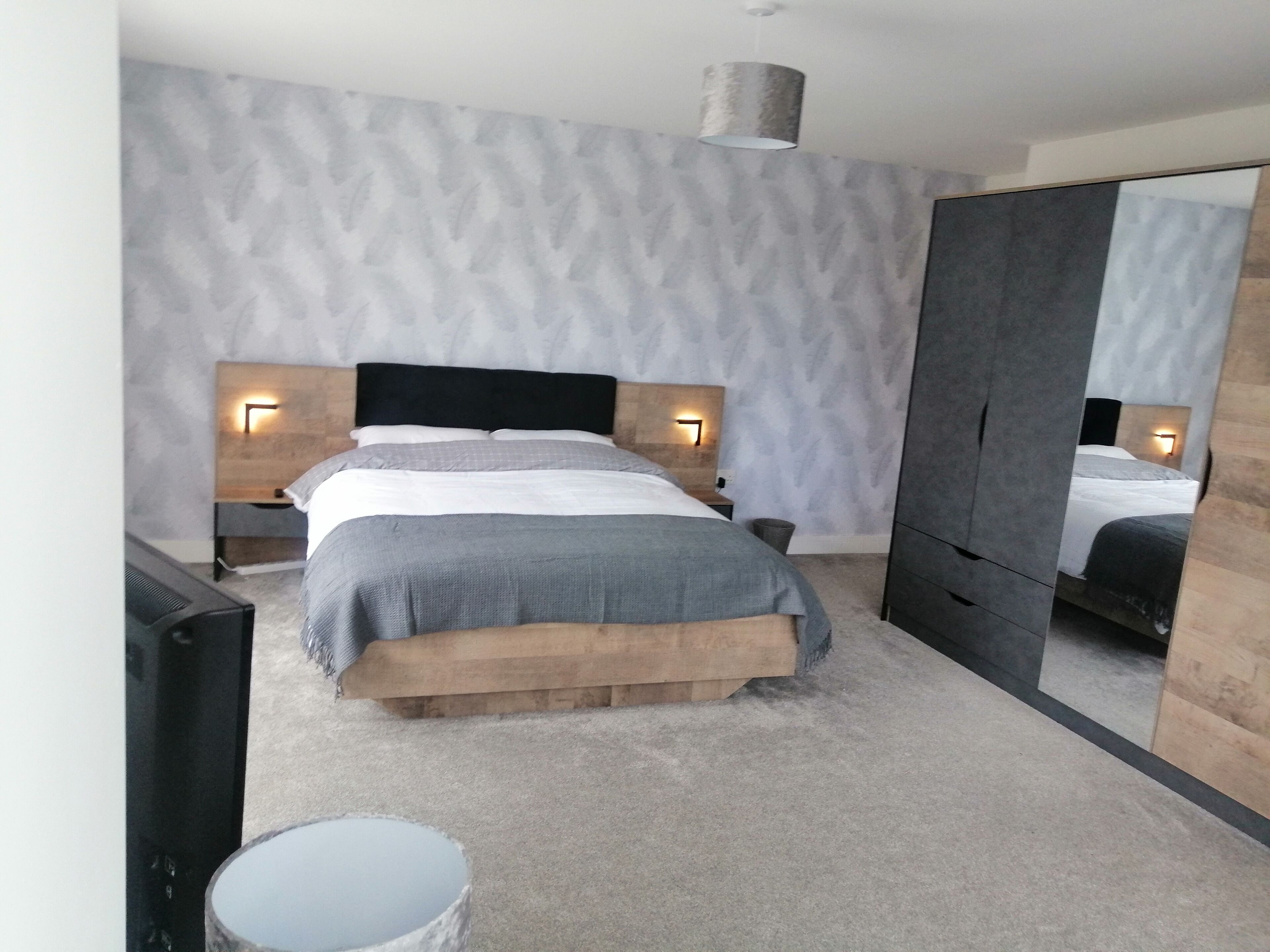 5 bedrooms, iron/ironing board, travel cot, free WiFi