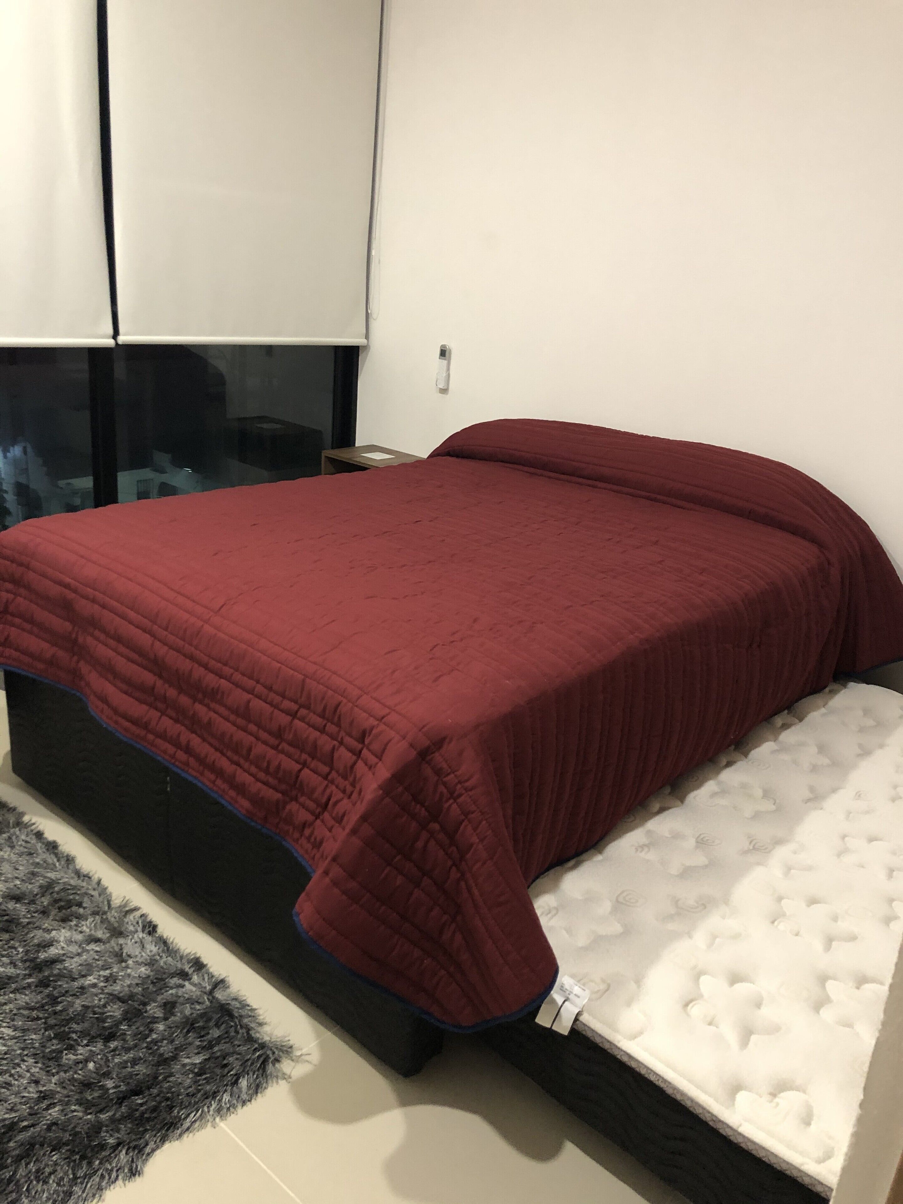 3 chambres, fer et planche à repasser, Wi-Fi gratuit, draps fournis
