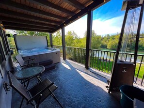 Bañera de hidromasaje exterior