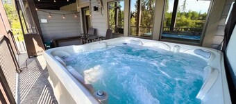 On The River | Hot Tub | Fire Pit | New AC 2024!