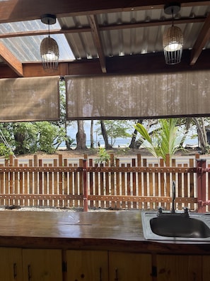 Property grounds - Beachfront Casita on Playa Cocles - A Surfer's Paradise! (Cocles)