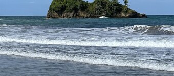 Beachfront Casita on Playa Cocles - A Surfer's Paradise!
