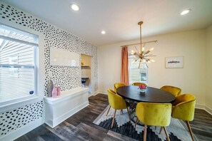 تناول الطعام