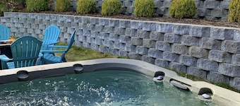 Blackhawk 5BD Home: Hot Tub, Arcade, near Whitworth & Green Bluff