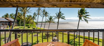 Secluded, third-floor condo with ocean views, WiFi & outdoor pool