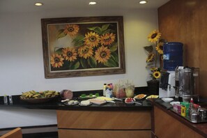 Free daily full breakfast