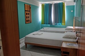 1 bedroom, minibar, desk, laptop workspace