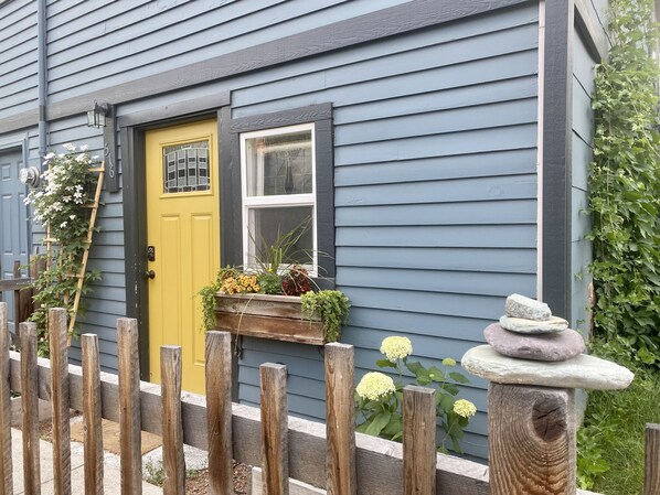 未分类图片，第 1 张，共 24 张，按钮